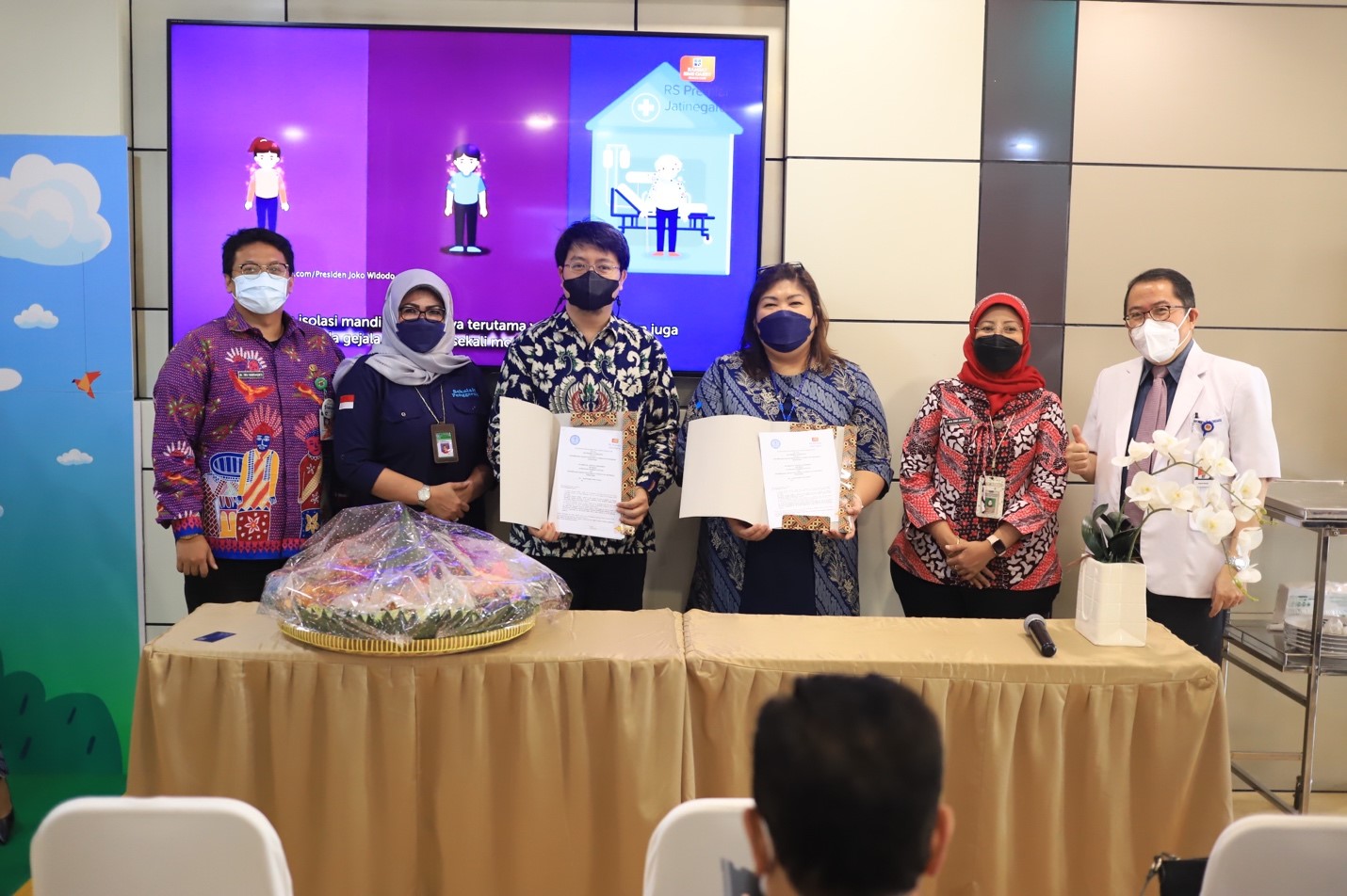 Sentra Vaksinasi Anak - RS Premier Jatinegara. Ramsay Sime Darby Health Care adalah Rumah Sakit dengan pelayanan terbaik di Jatinegara Jakarta